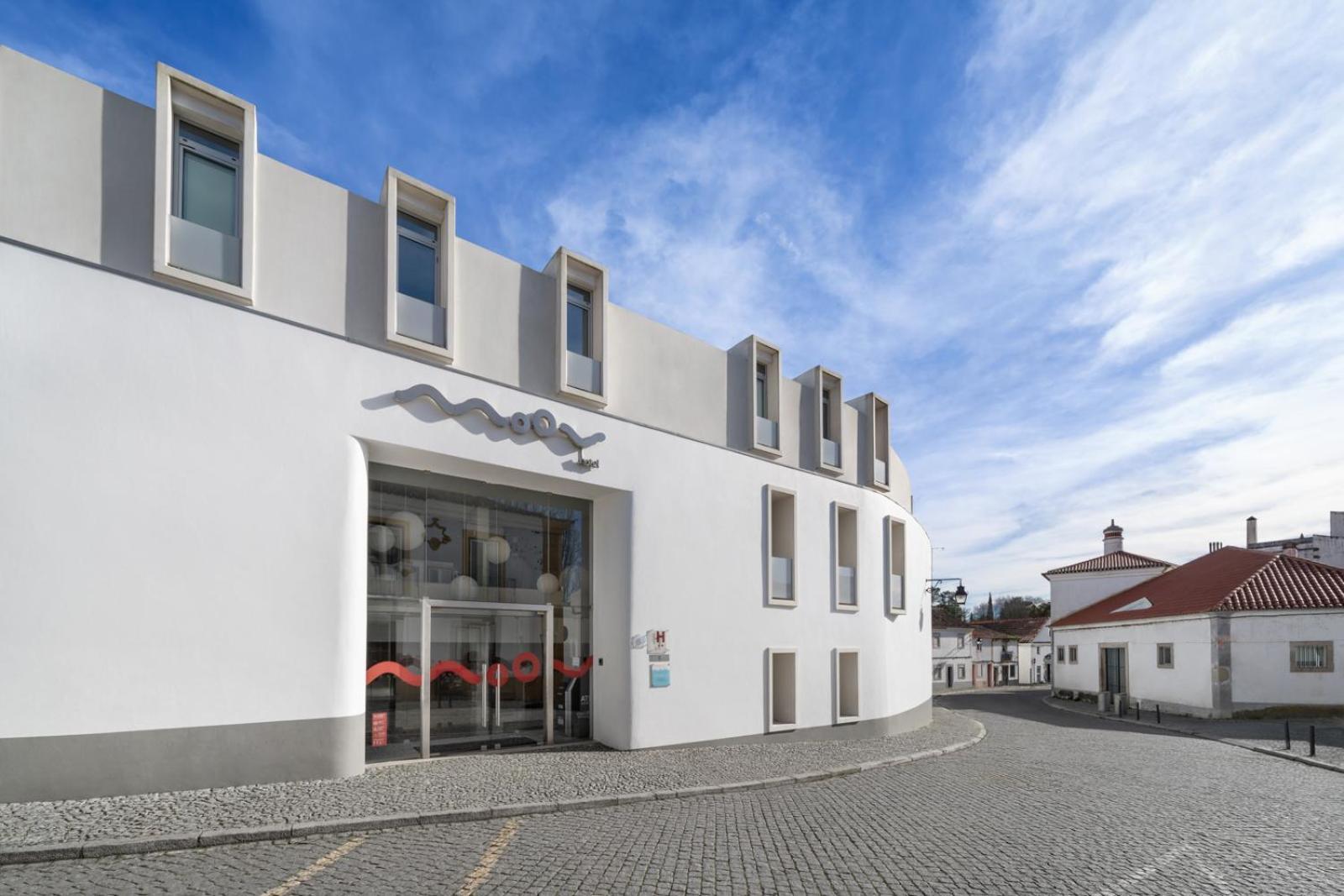 Moov Hotel Evora Ngoại thất bức ảnh